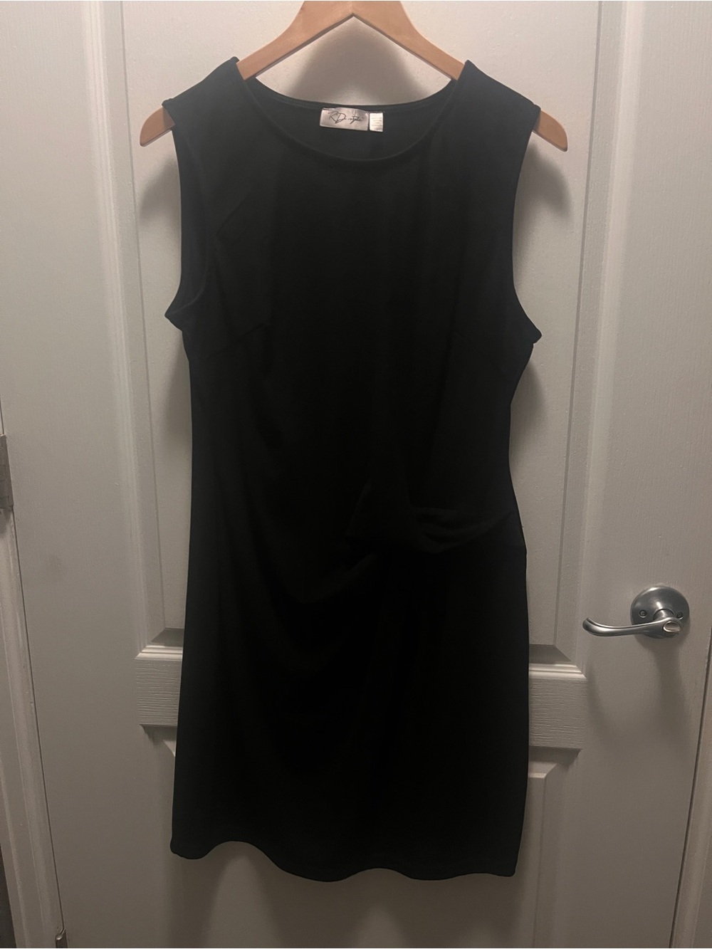 RD Style Black Sleeveless Twist-Front Dress